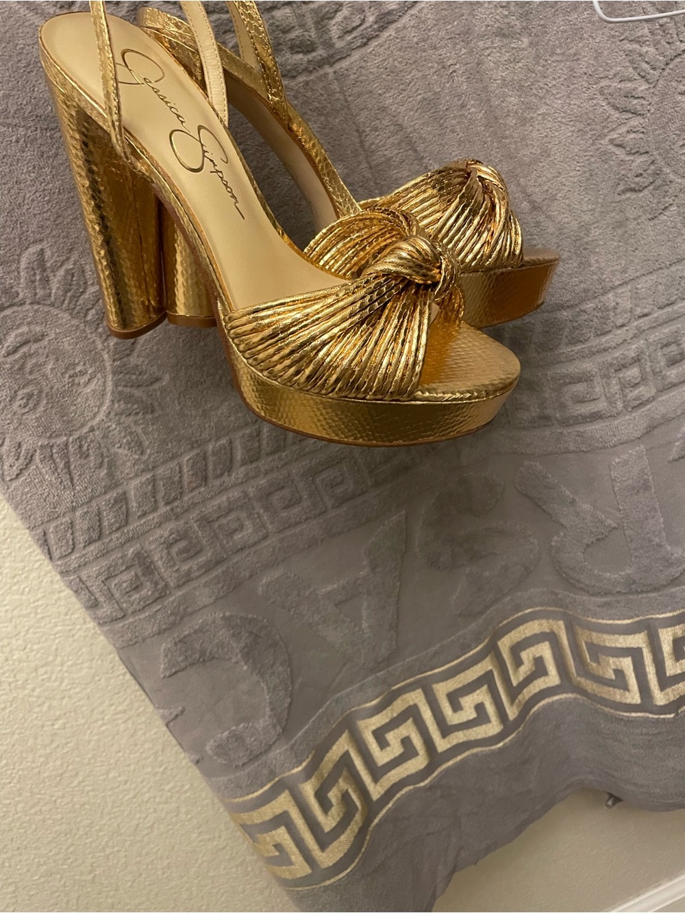 Jessica Simpson's Immie platform sandals heels gold new shoes - Picture 7 of 8